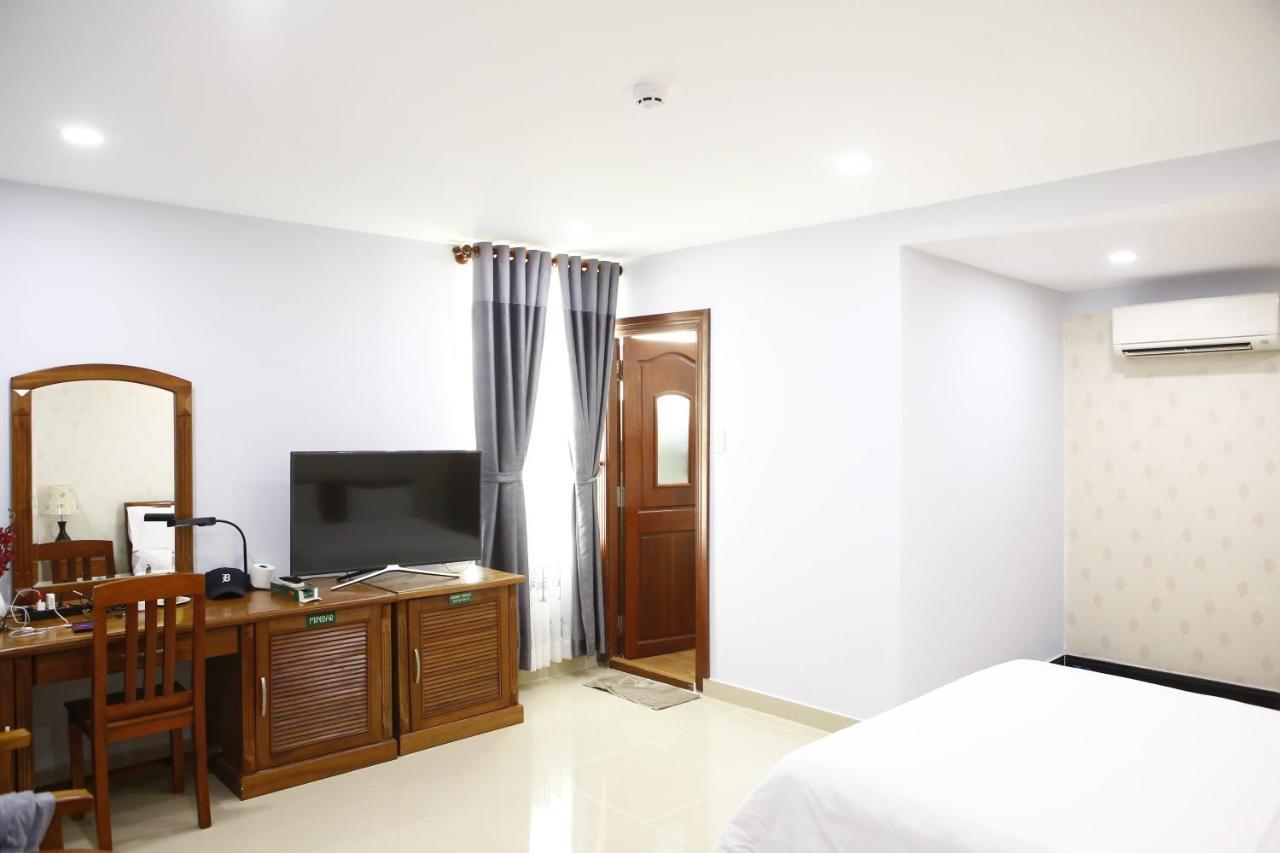 Phu An Hotel Thành Pho Ho Chí Minh Esterno foto