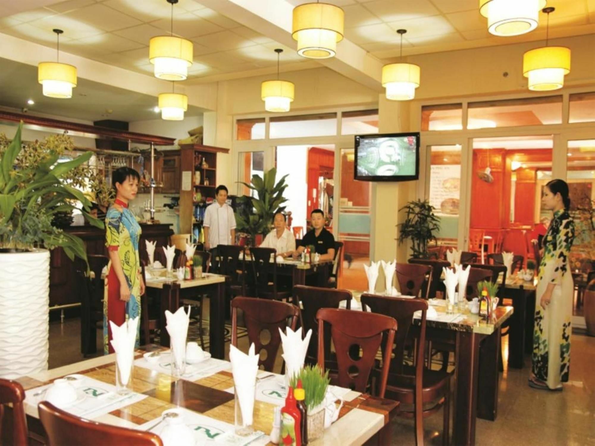 Phu An Hotel Thành Pho Ho Chí Minh Esterno foto