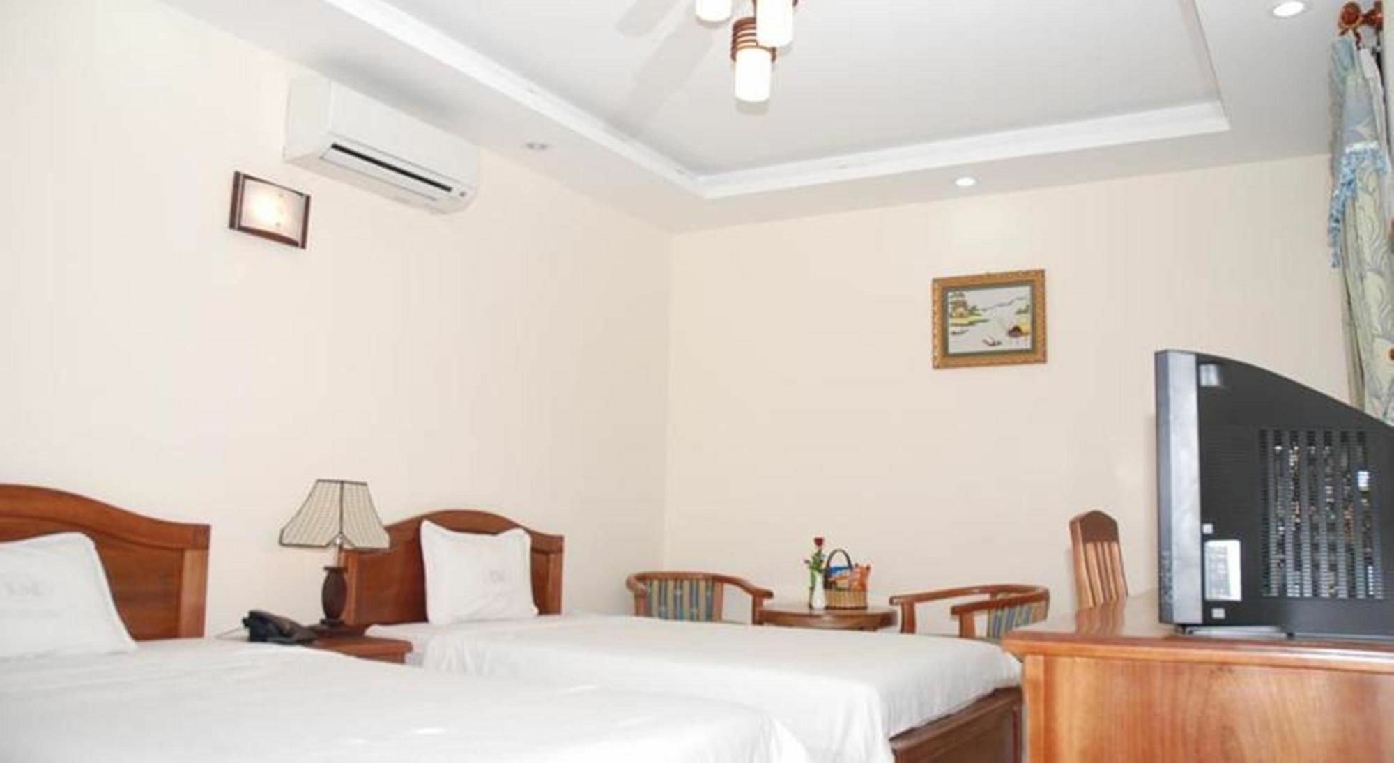 Phu An Hotel Thành Pho Ho Chí Minh Esterno foto